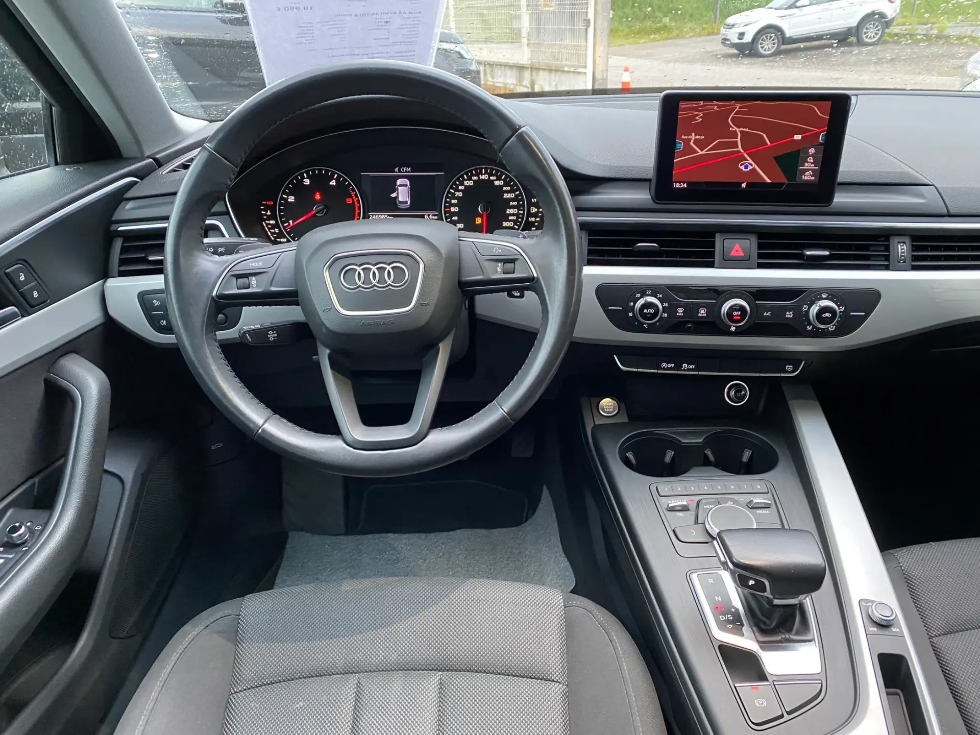 Audi A4 Avant 35 TDI S tronic 10