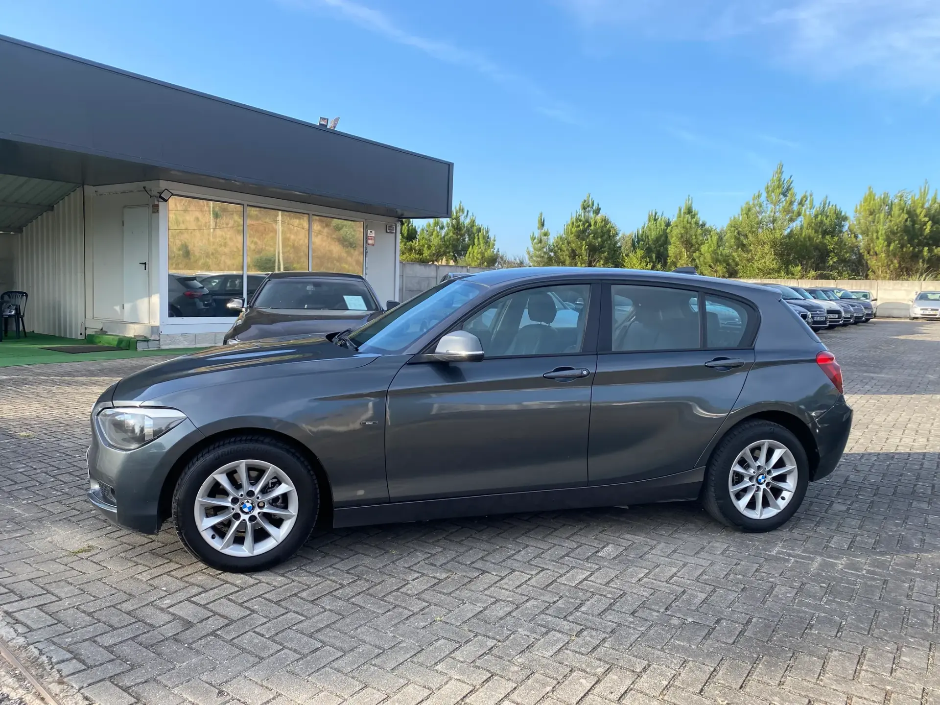 BMW 118 d Line Urban 8