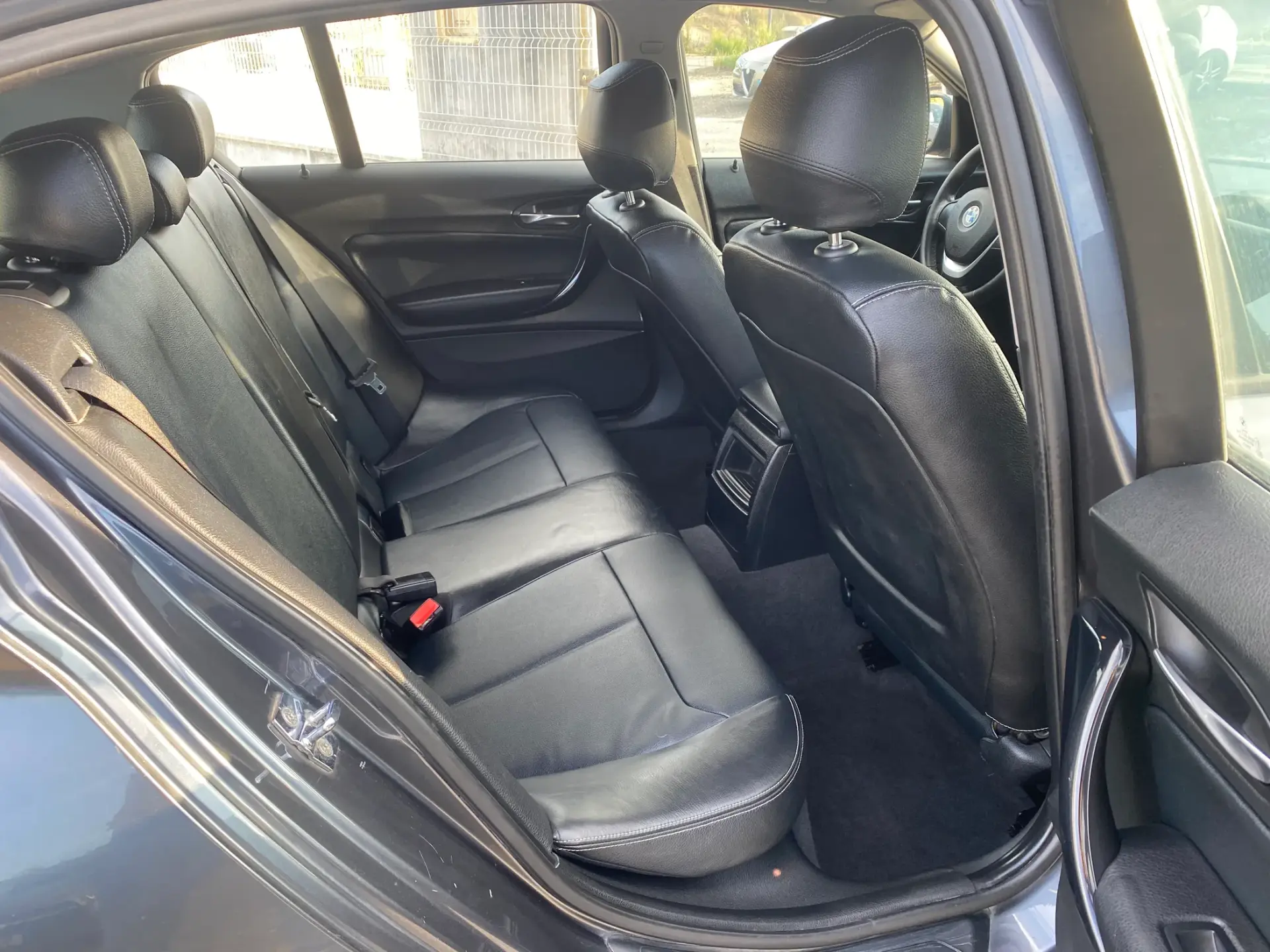 BMW 118 d Line Urban 12