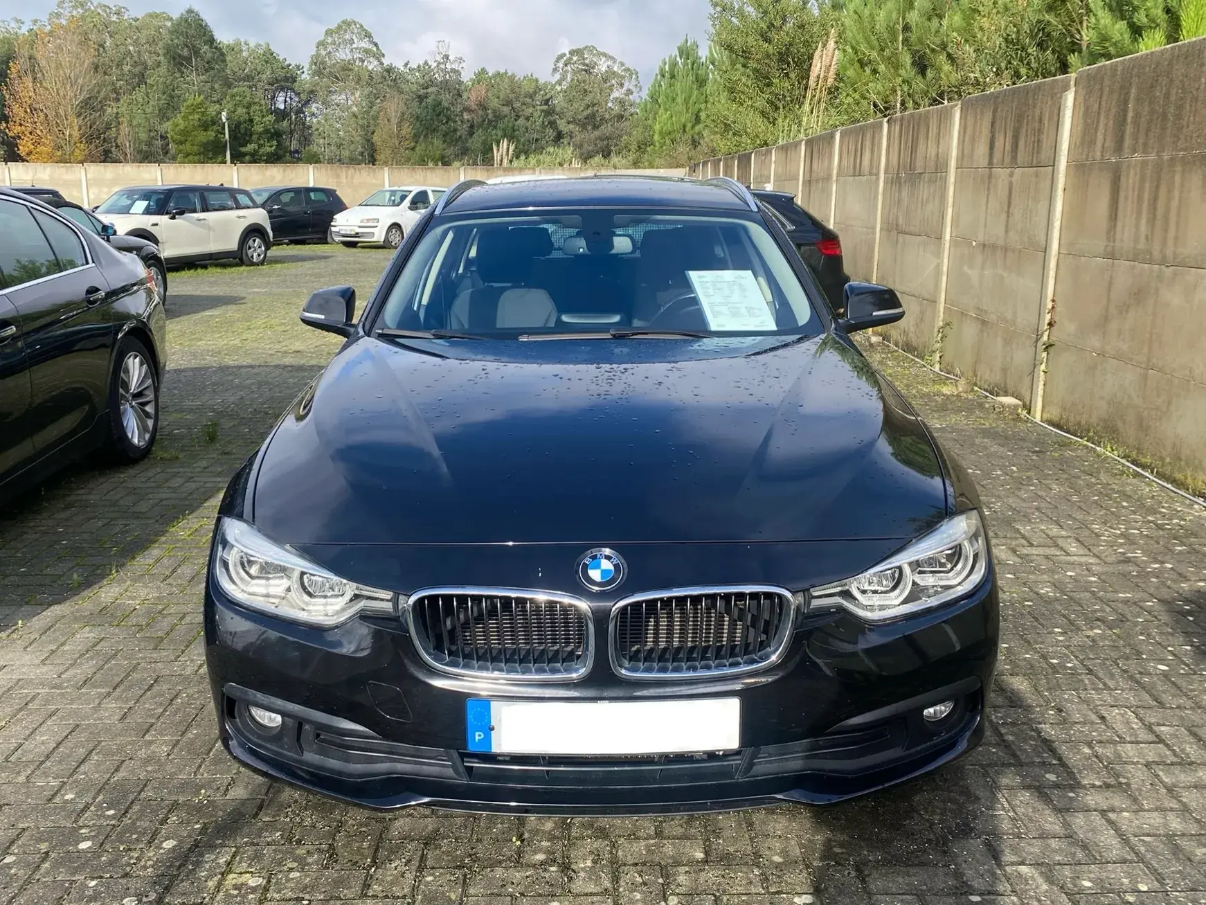 BMW 320 d Touring Advantage Auto 2