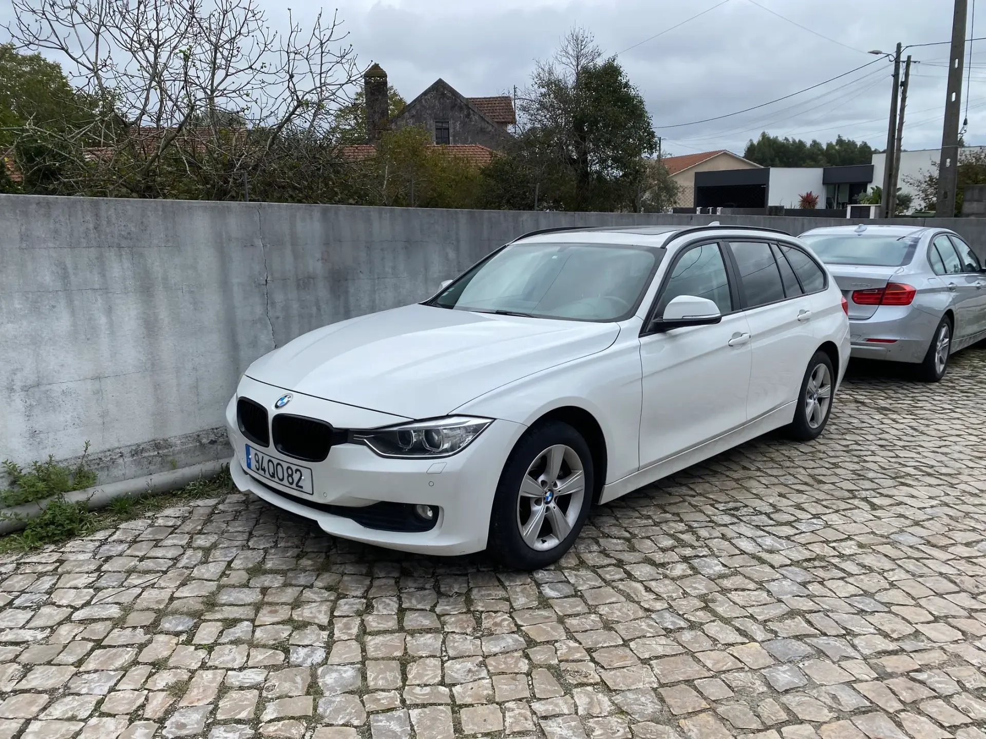 BMW 320 d Touring Auto 3