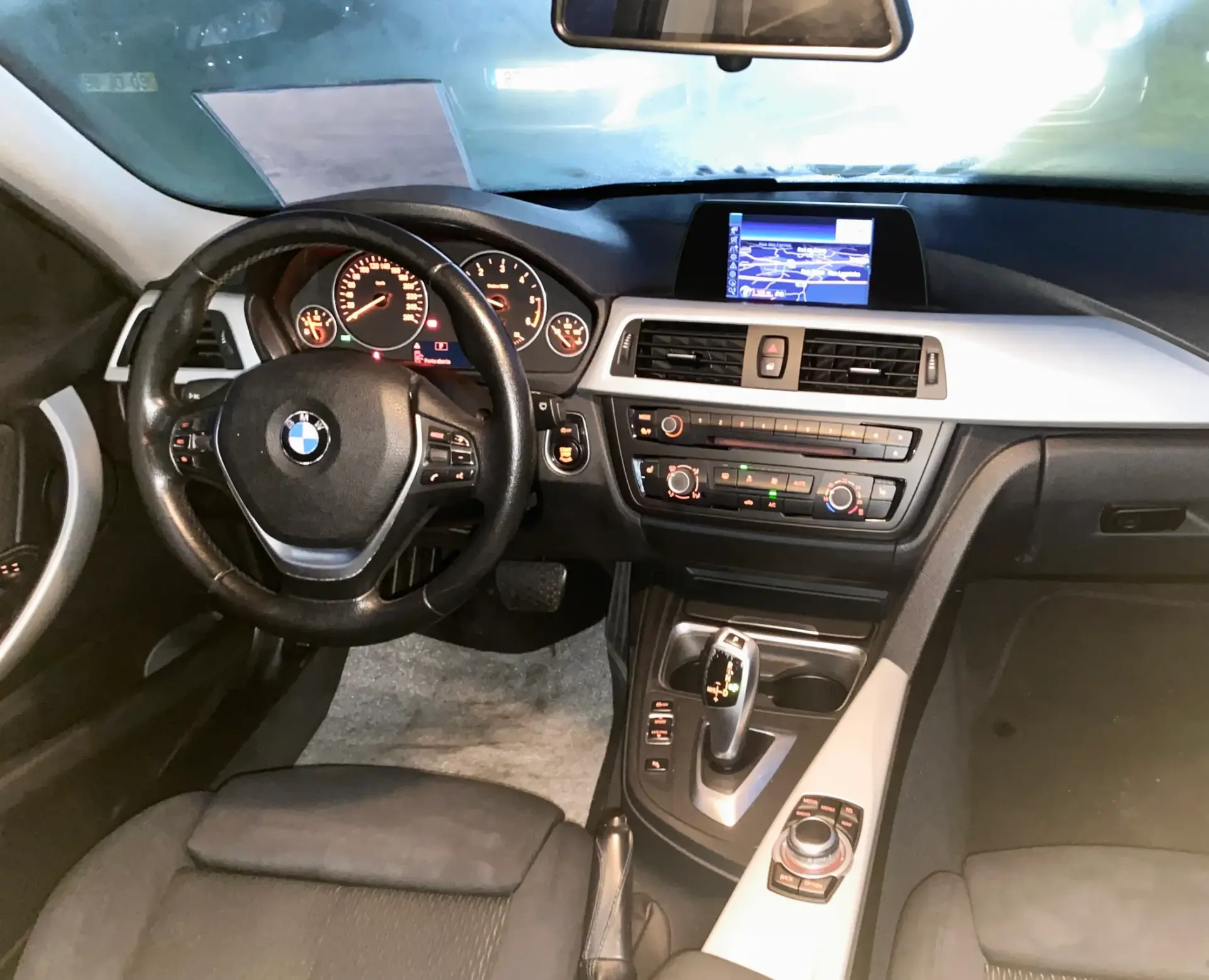 BMW 320 d Touring Auto 5