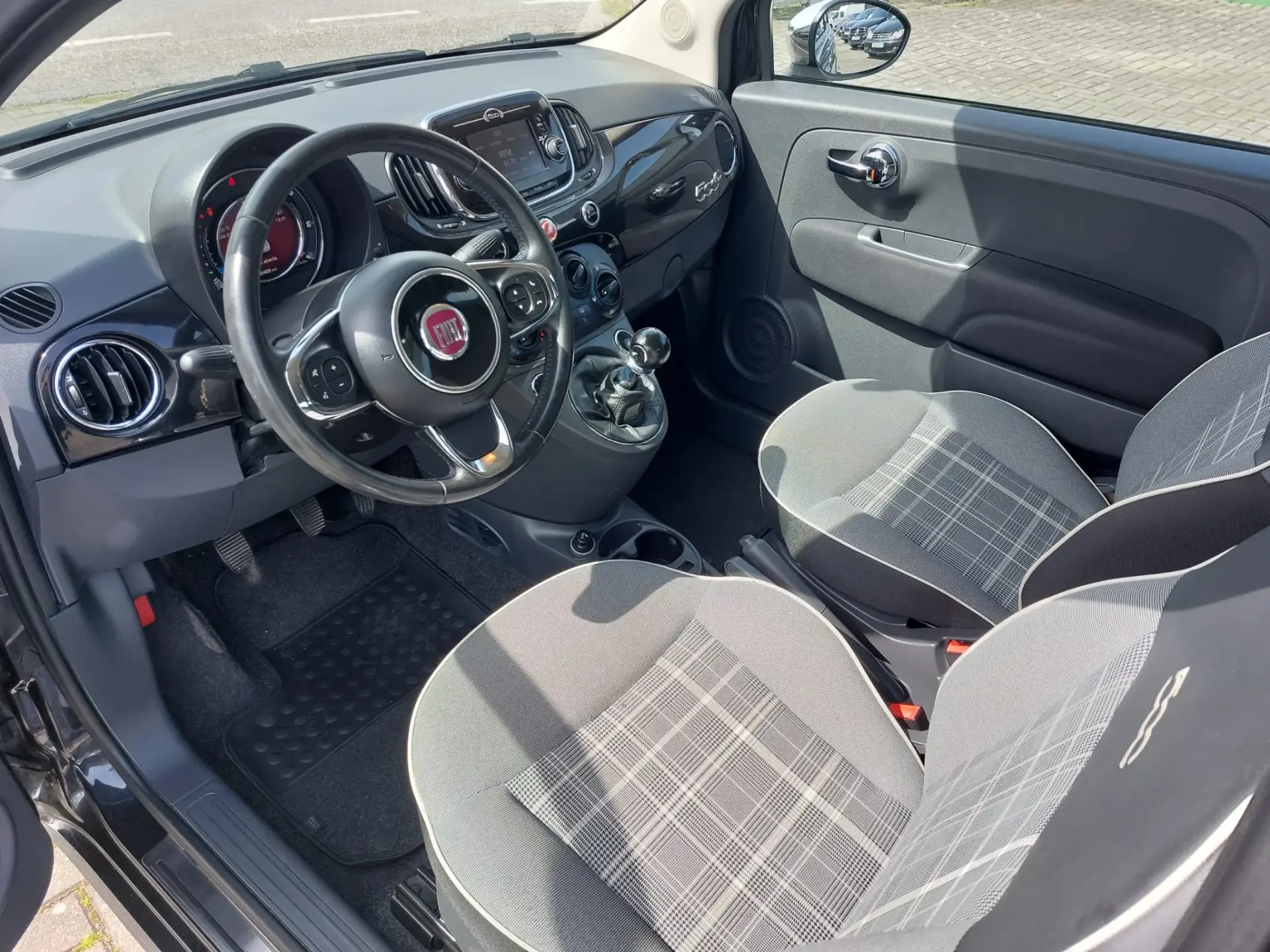 Fiat 500C 1.2 New Lounge 12