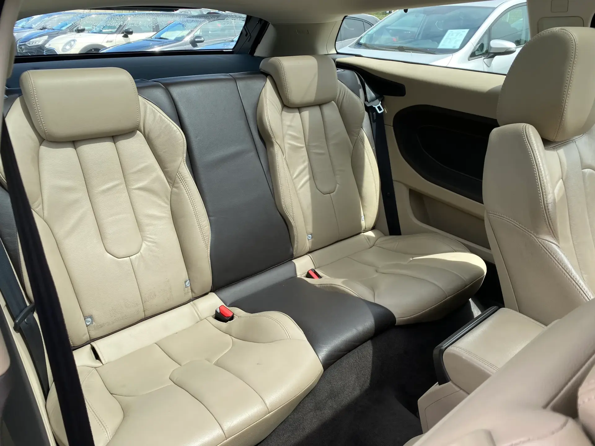 Land Rover Range Rover Evoque 2.2 eD4 Prestige 13