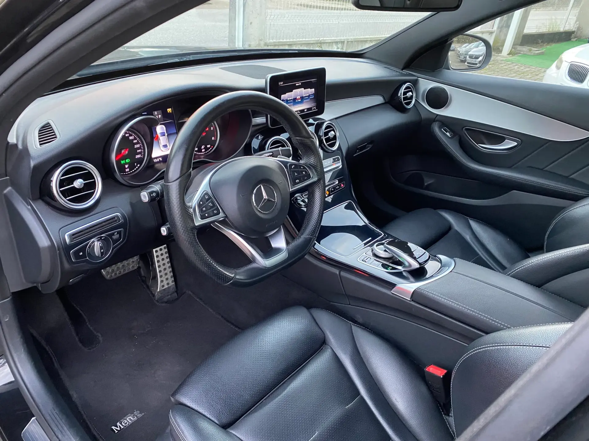 Mercedes-Benz C 250 d AMG Line Aut. 9