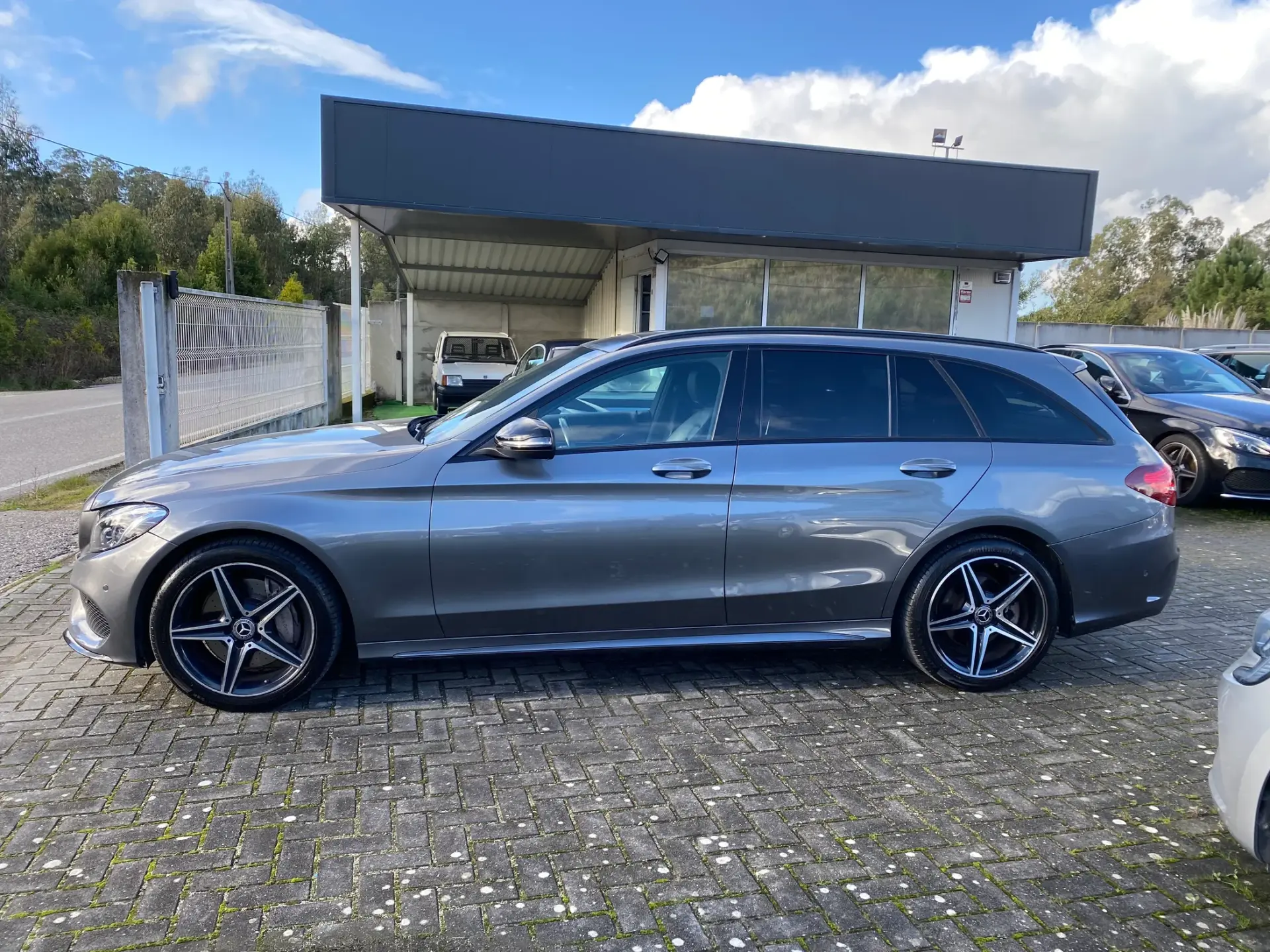 Mercedes-Benz C 300 BlueTEC Hybrid AMG Line 8