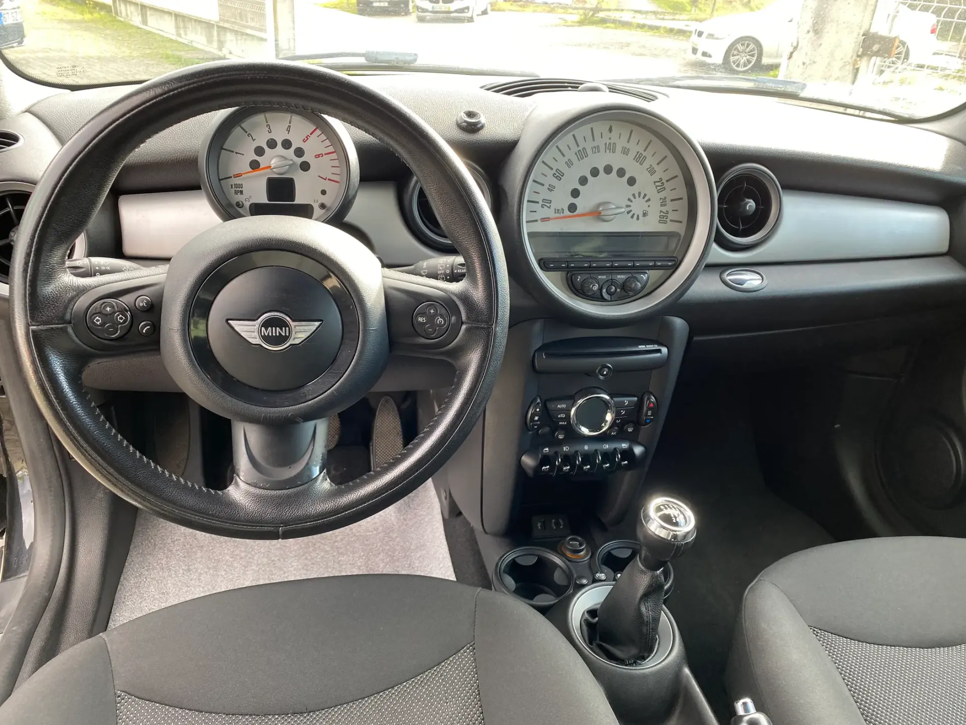 MINI 3 Portas Cooper D 11