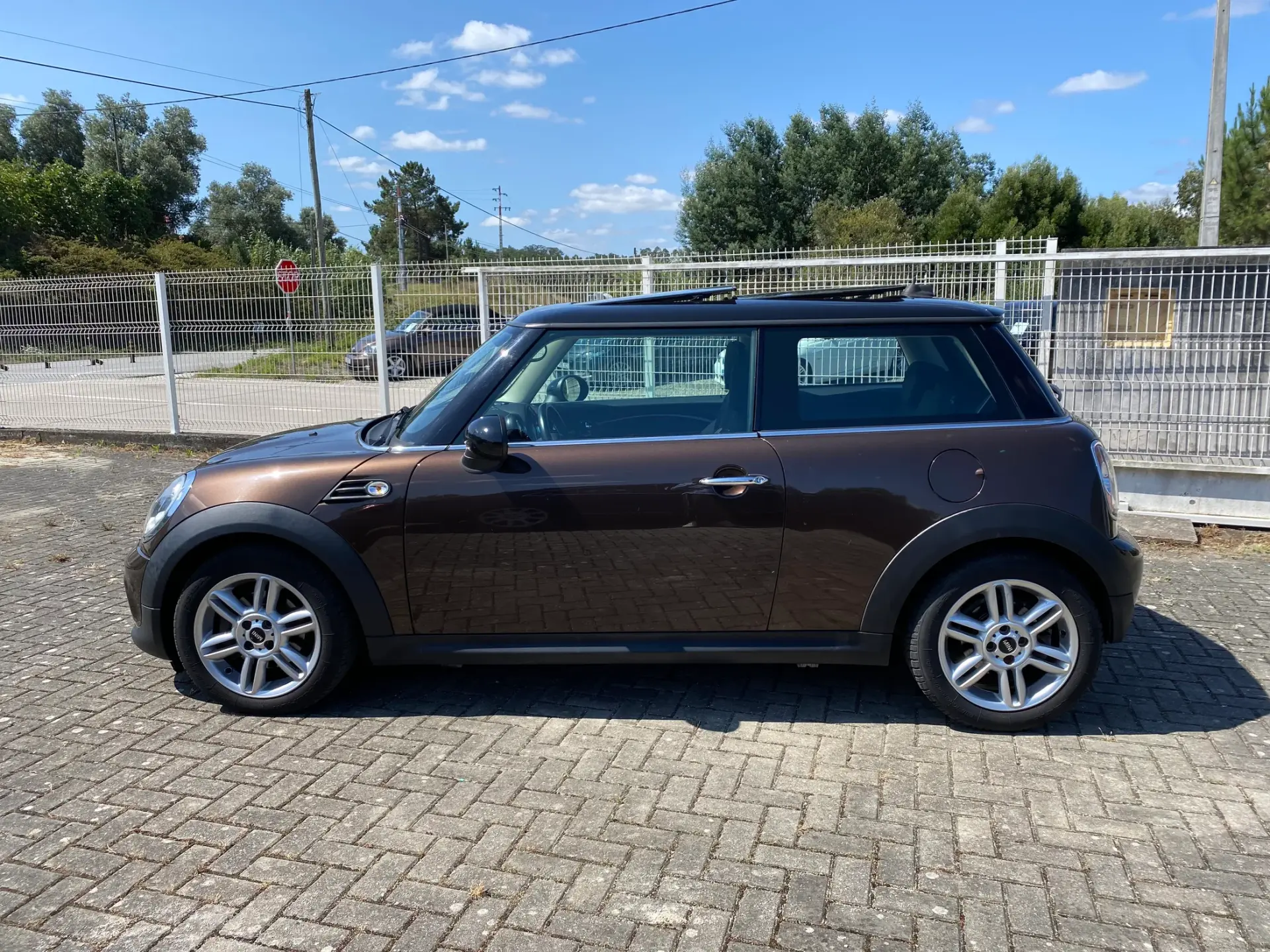 MINI 3 Portas Cooper D 8