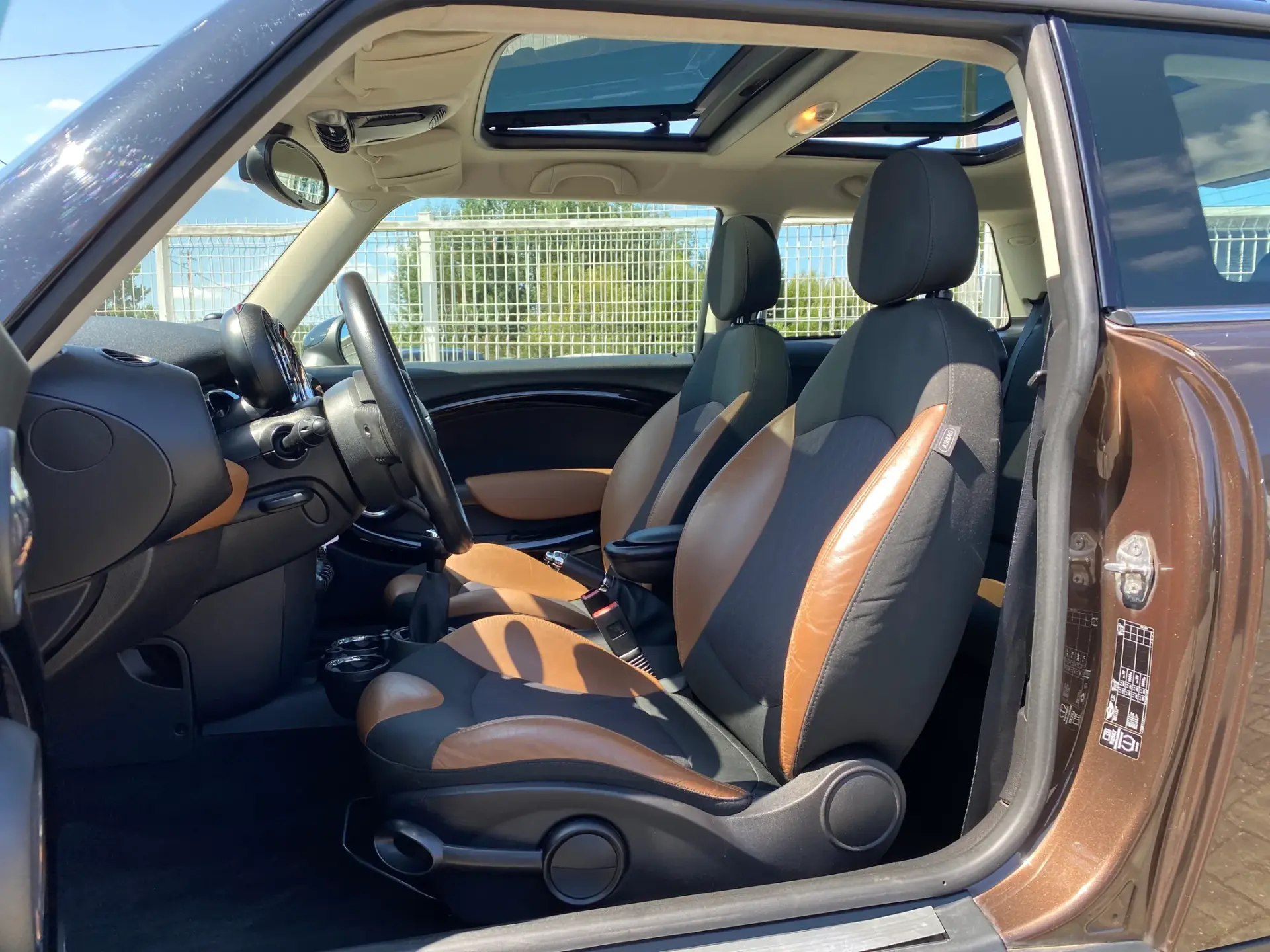 MINI 3 Portas Cooper D 10