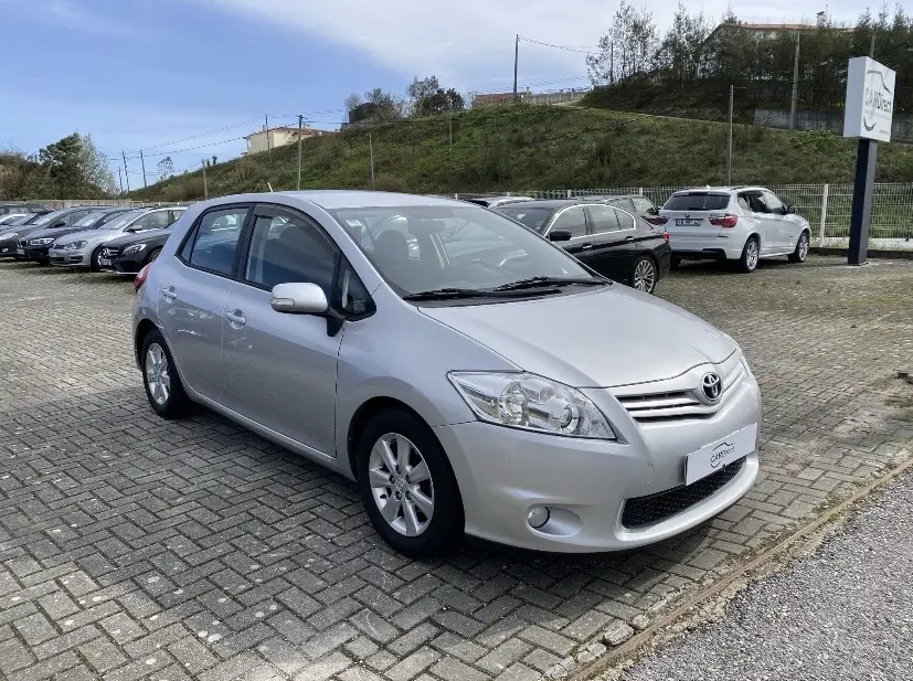 Toyota Auris 1.4 D-4D Comfort+J16 3