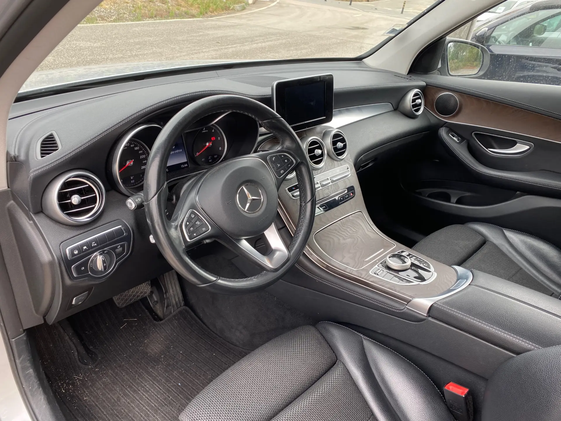 Mercedes-Benz GLC 250 d 4-Matic 8