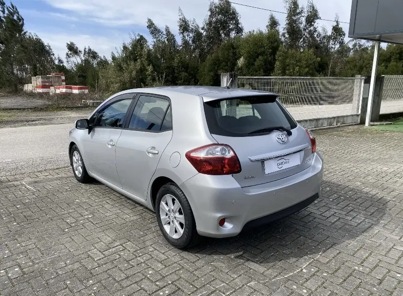 Toyota Auris 1.4 D-4D Comfort+J16 7