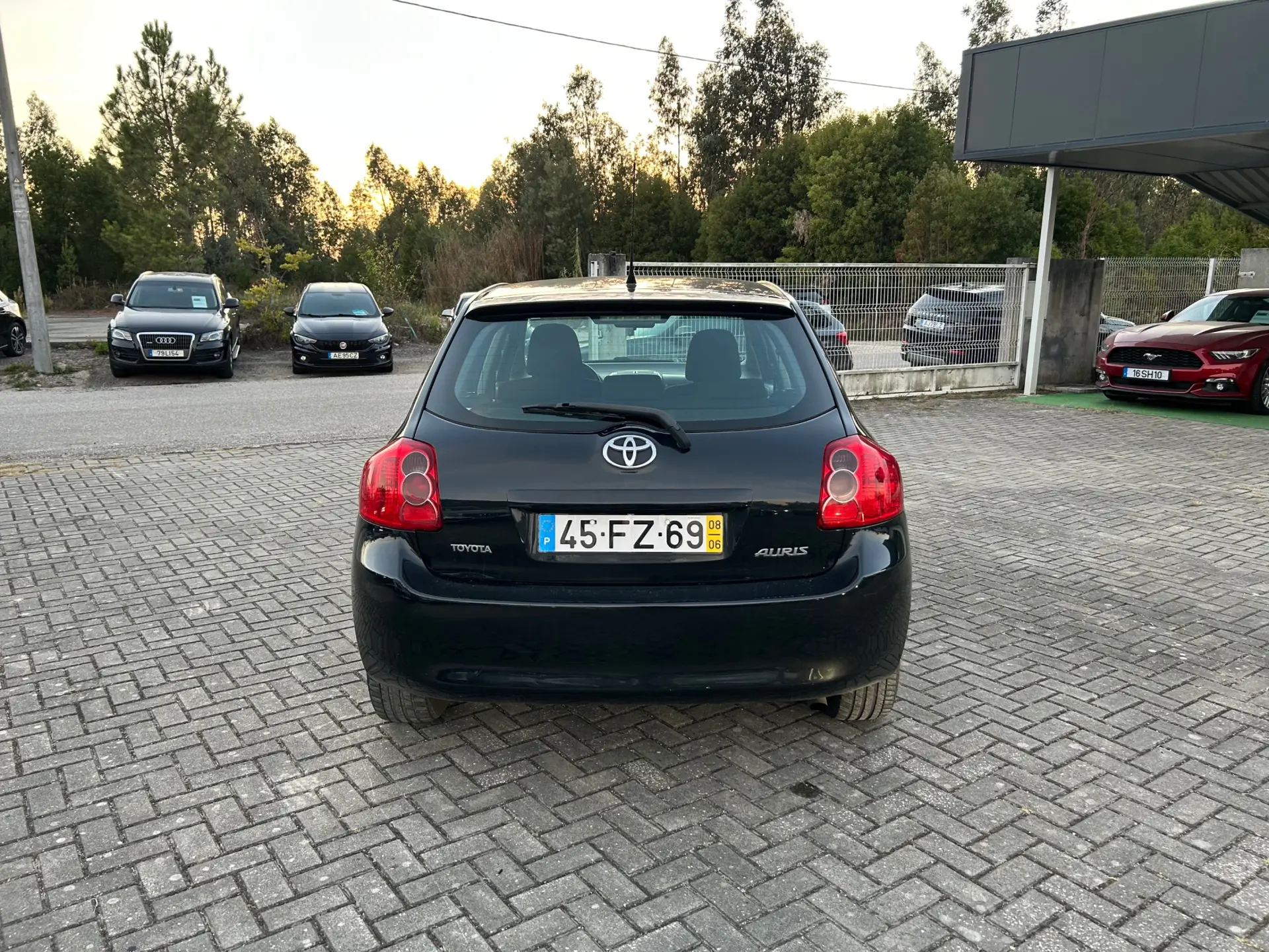Toyota Auris 1.4 VVT-i Sol 6