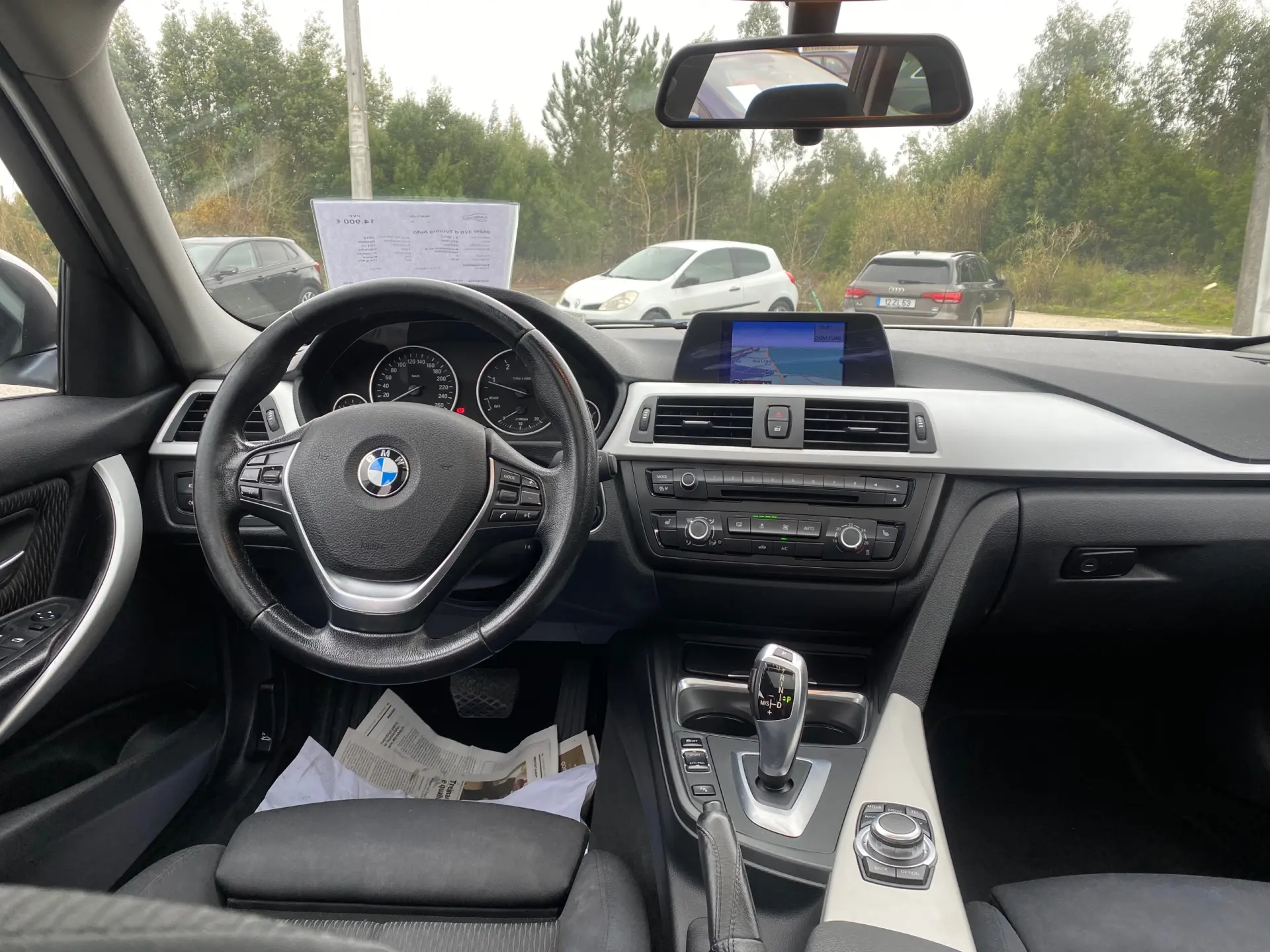 BMW 320 d Touring Auto 11