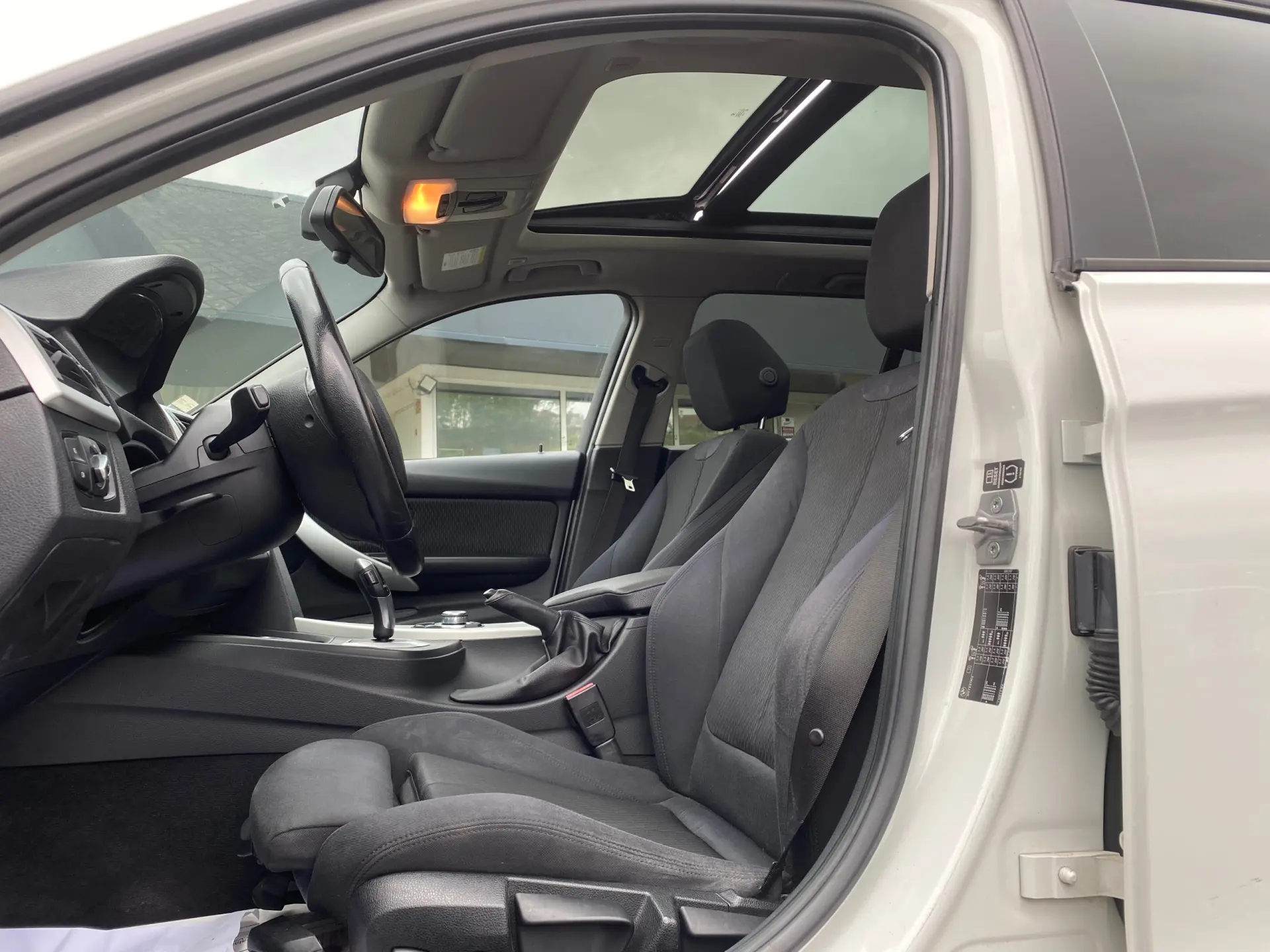 BMW 320 d Touring Auto 9