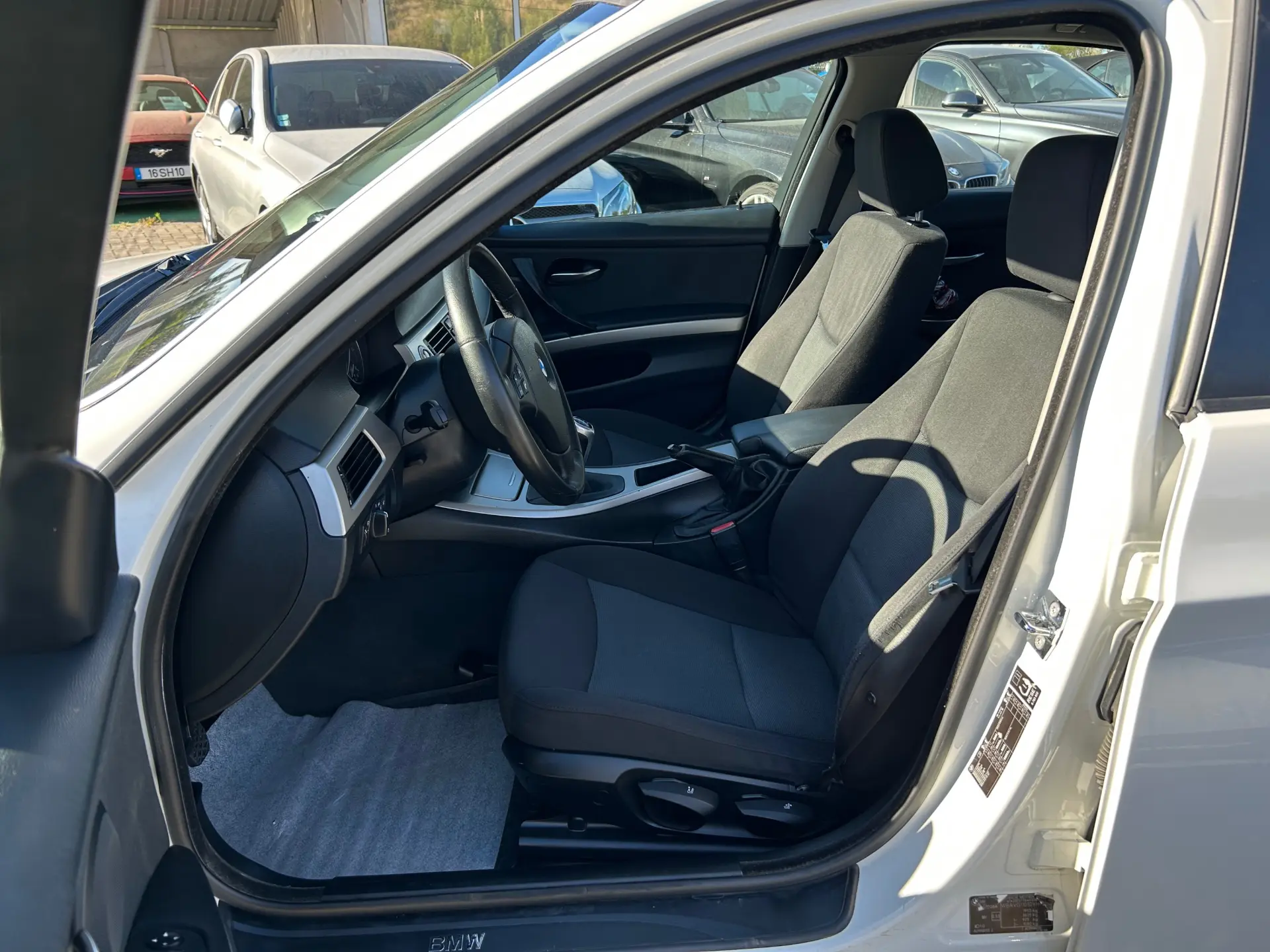 BMW 318 d 9