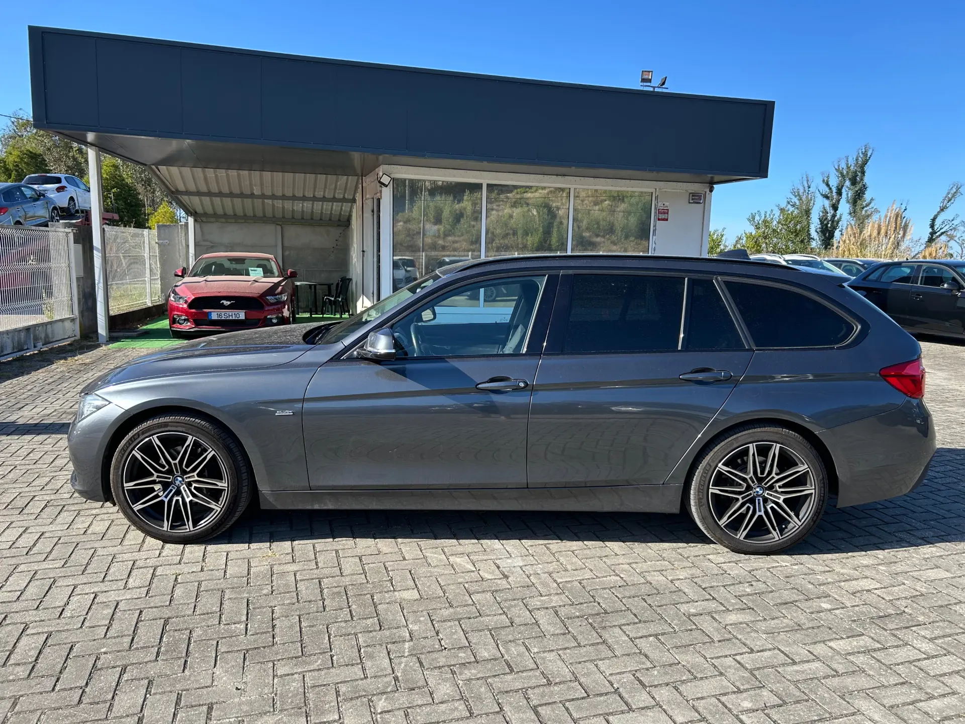 BMW 318 d Line Sport Auto 8