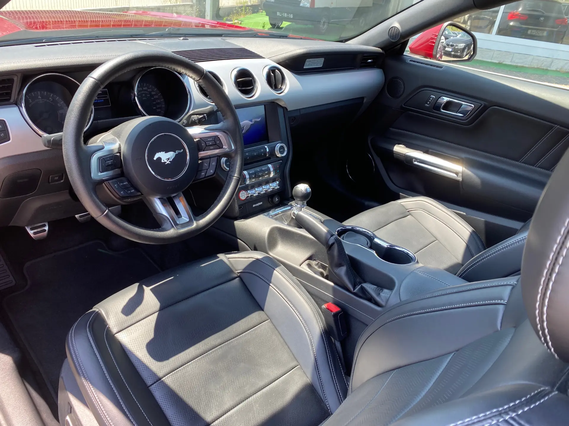 Ford Mustang 2.3i EcoBoost 10