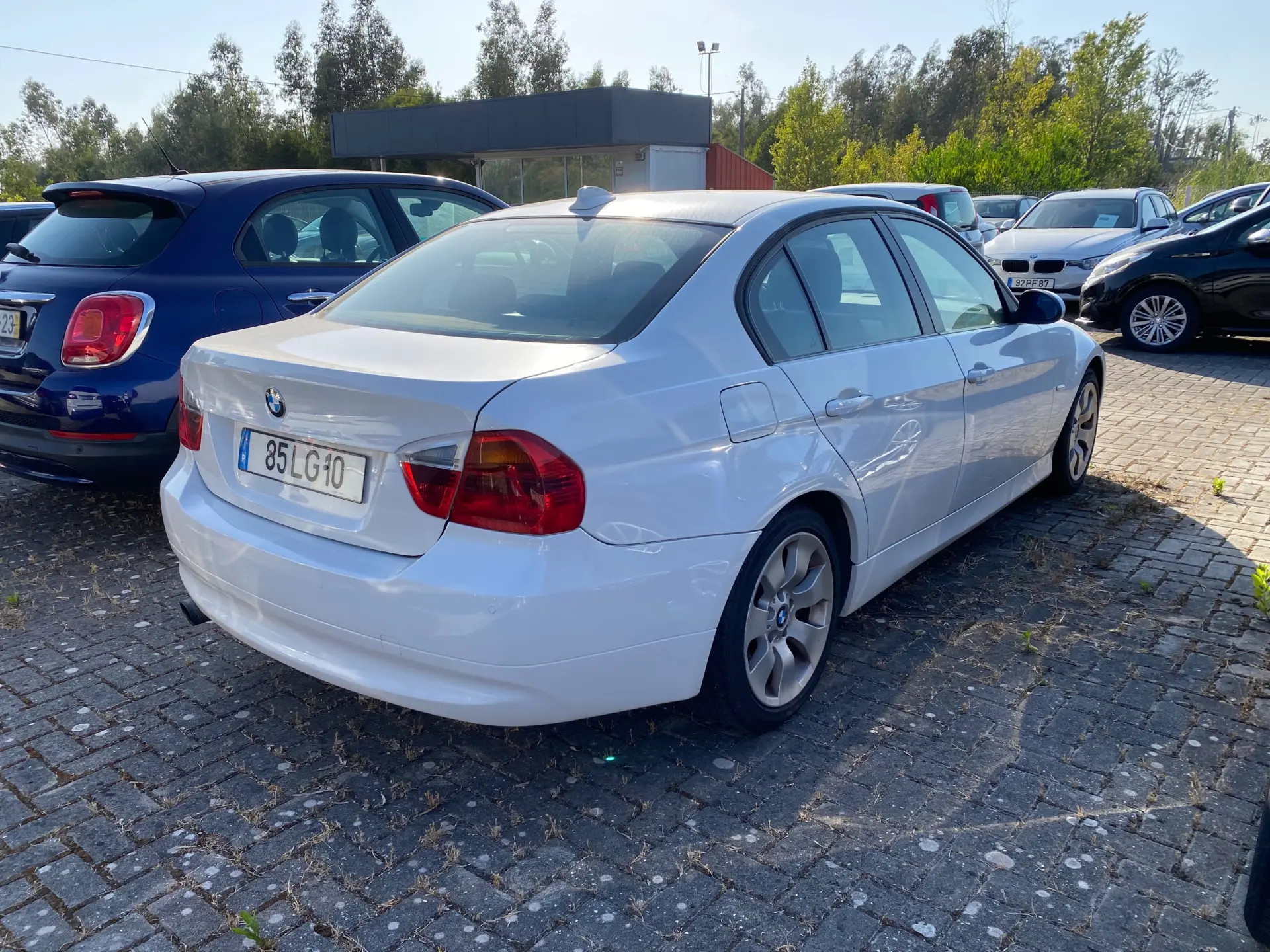 BMW 318 d 4