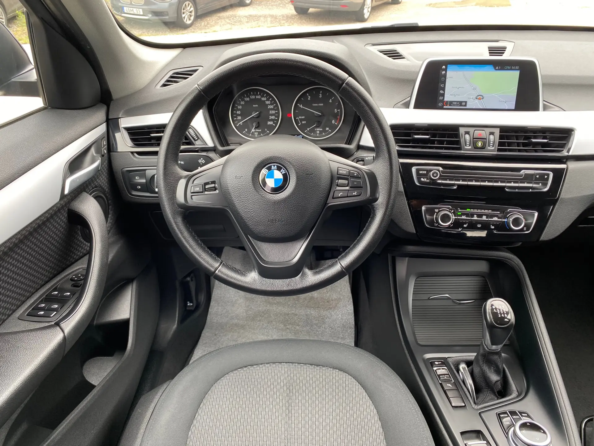 BMW X1 16 d sDrive Advantage 10