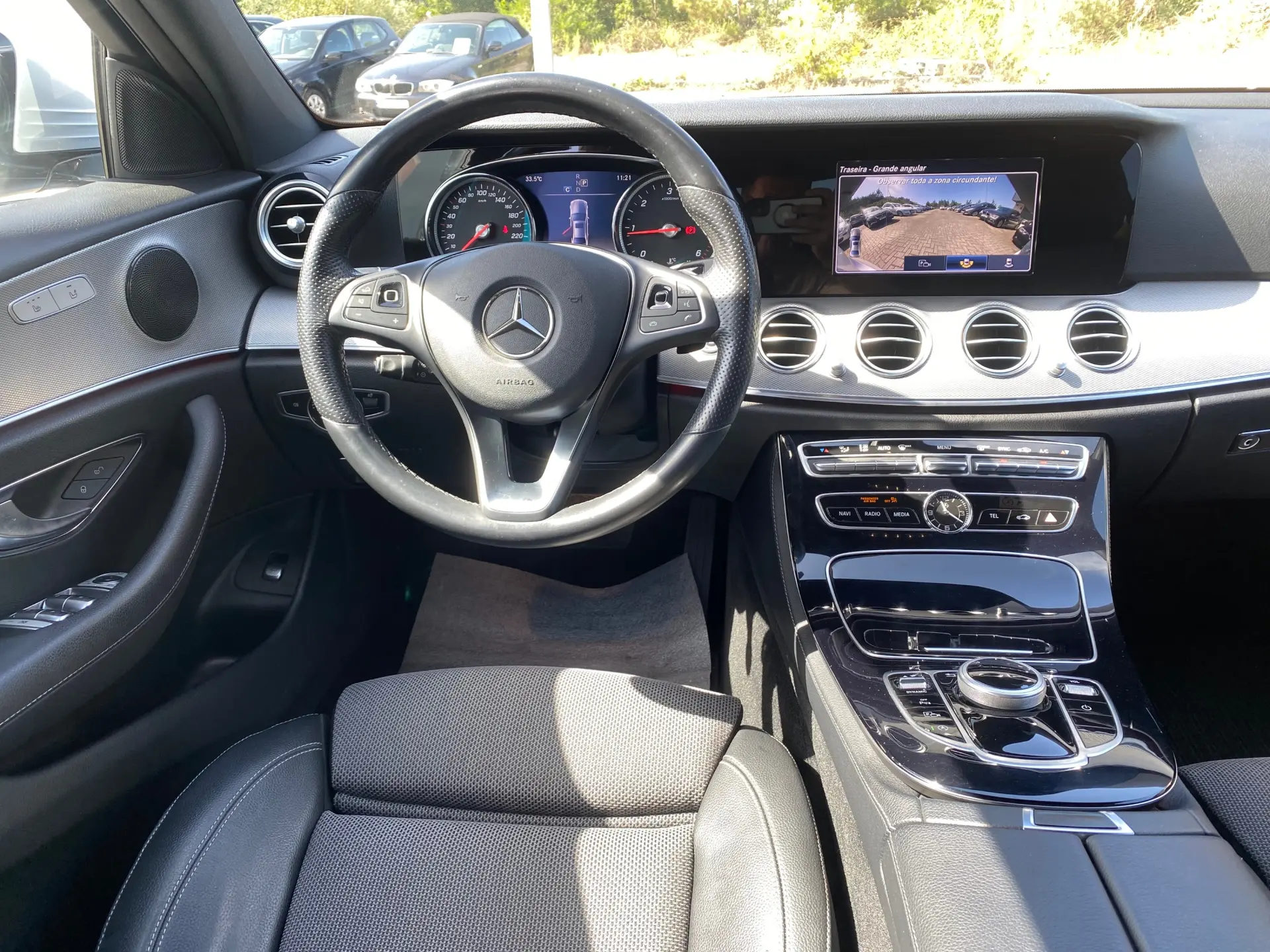 Mercedes-Benz E 220 d Avantgarde+ 11