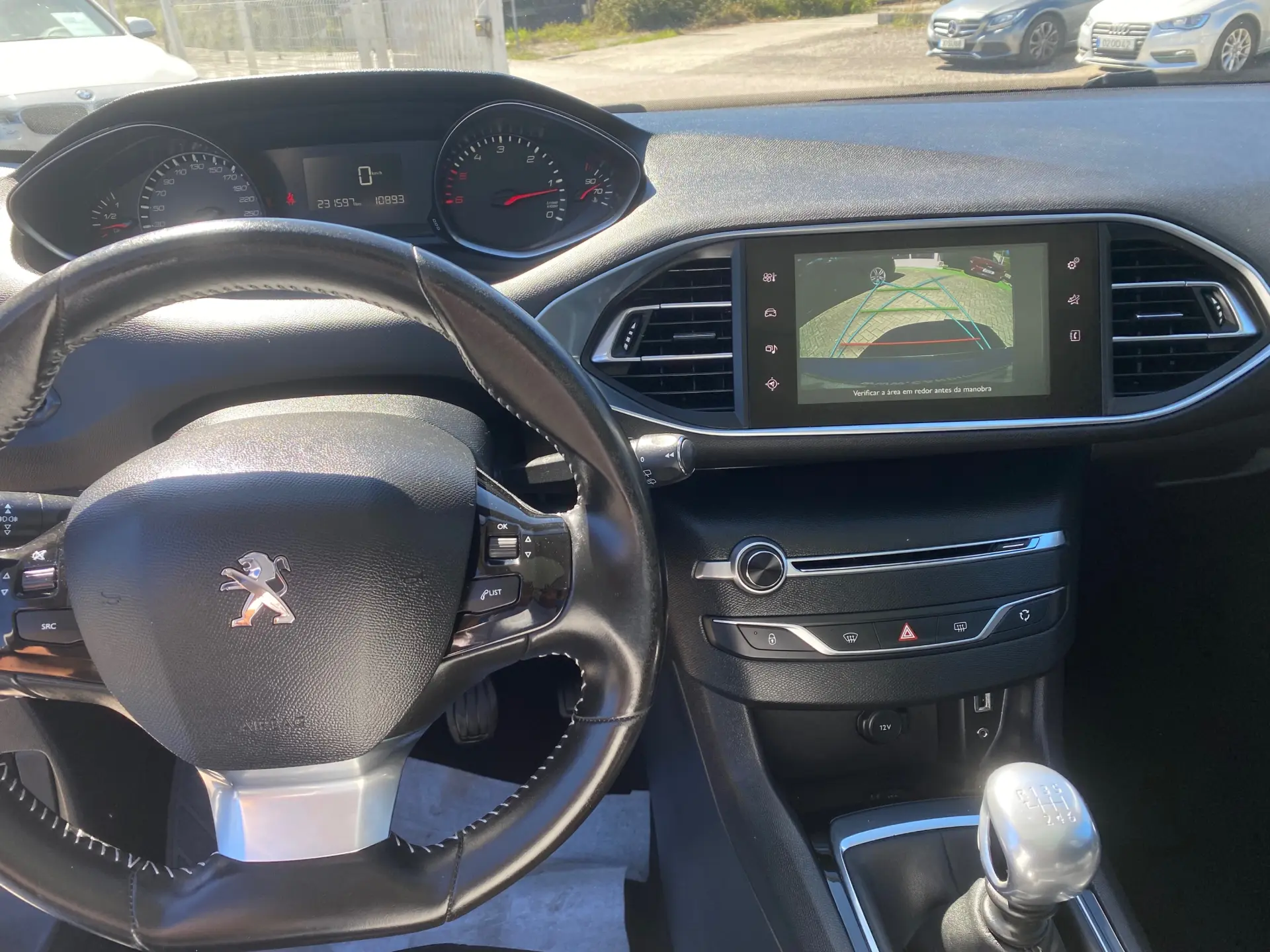 Peugeot 308 SW 1.6 BlueHDi Allure 11