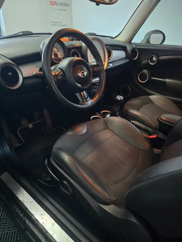 MINI 3 Portas Cooper D 5