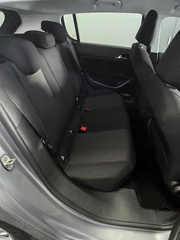 Peugeot 308 1.5 BlueHDi Style 11