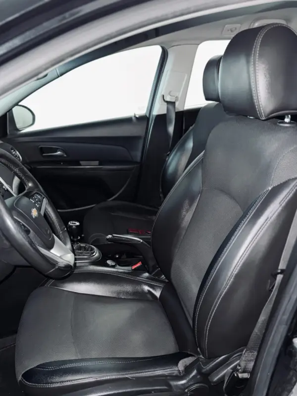 Chevrolet Cruze 1.7 VCDi LT 7