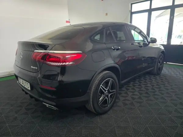 Mercedes-Benz 300 AMG 3
