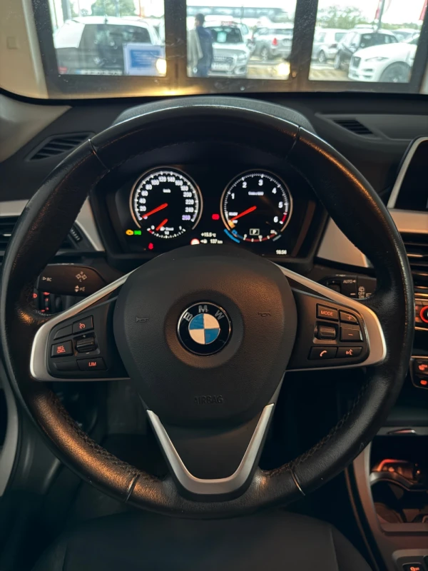 BMW X1 16D Sdrive 6