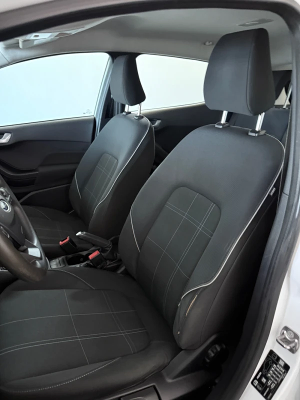 Ford Fiesta 9
