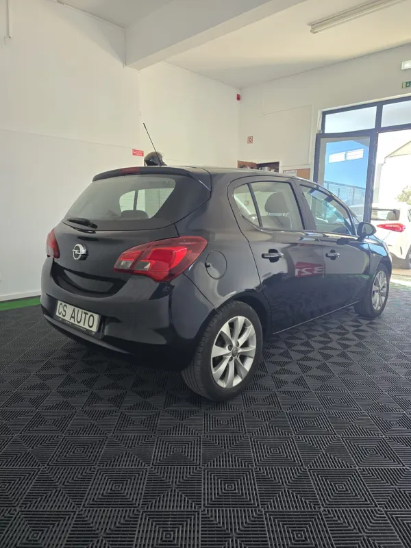 Opel Corsa 1.2 Enjoy 3