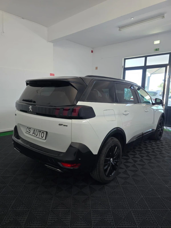 Peugeot 5008 2