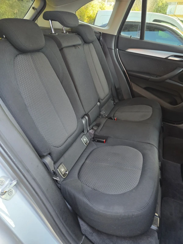 BMW X1 16D Sdrive 11