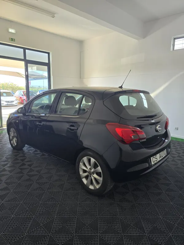 Opel Corsa 1.2 Enjoy 4