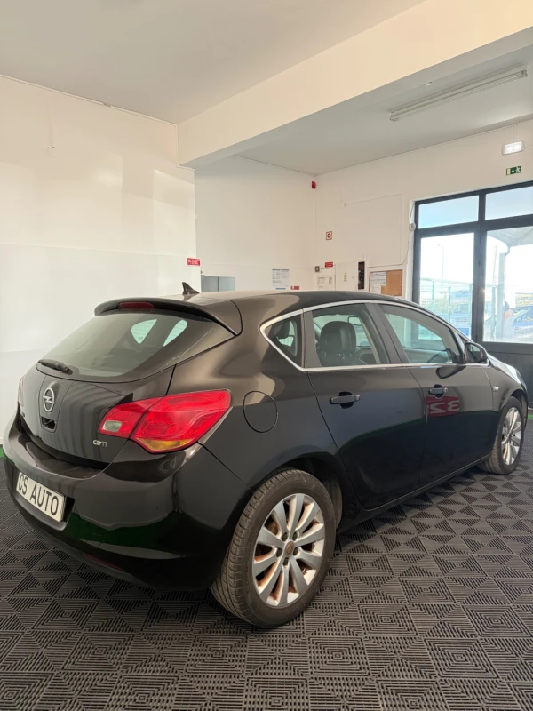 Opel Astra 1.7 CDTi Cosmo 5