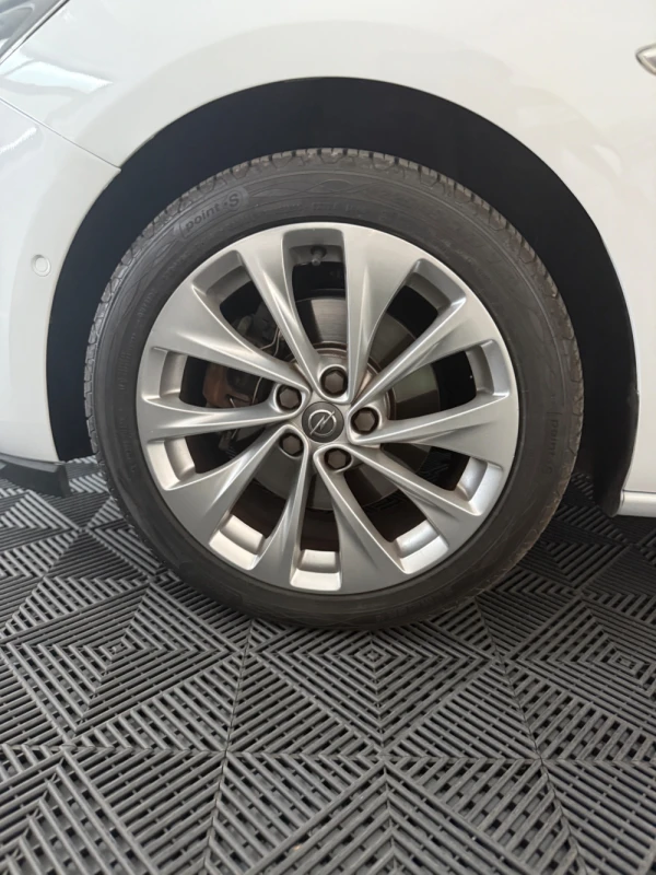 Opel Astra 1.6 CDTi Cosmo Start/Stop 6
