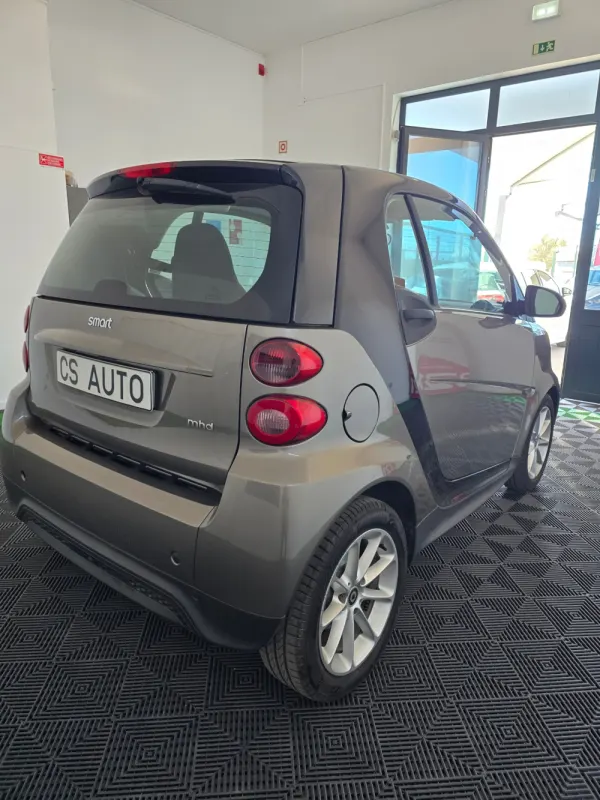 Smart ForTwo Coupé 1.0 mhd Pure 61 Softouch 7