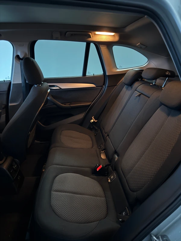 BMW X1 16D Sdrive 8