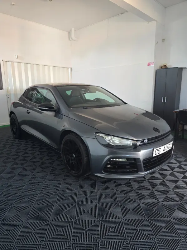 Volkswagen Scirocco 2.0 TDI R-Line 4