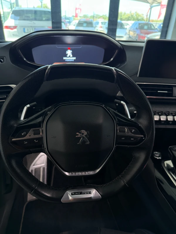 Peugeot 5008 4