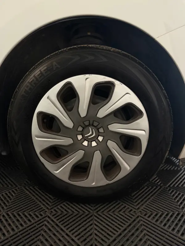 Citroen C3 e-HDi EGS Selection 6