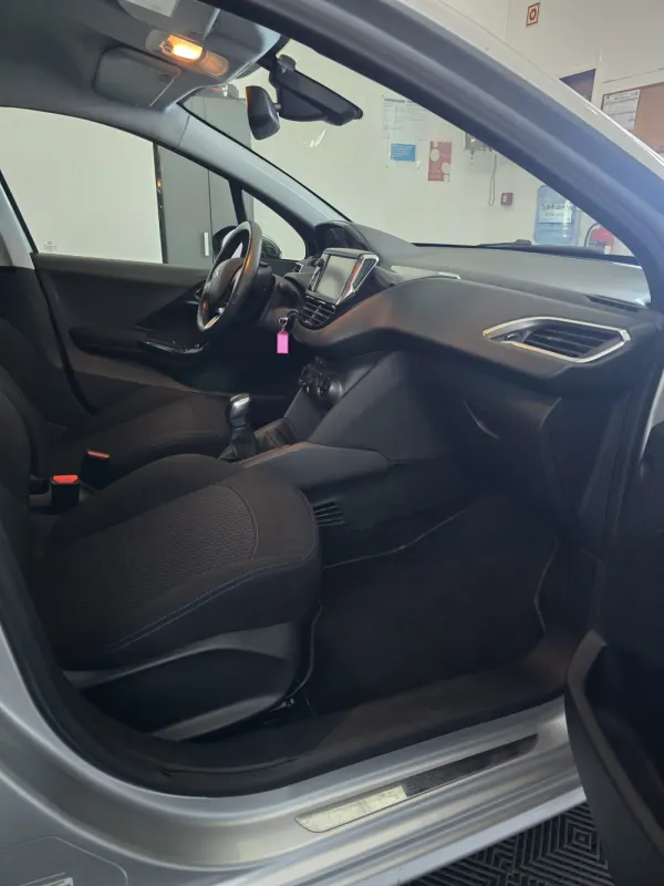 Peugeot 208 1.2 PureTech Access 10