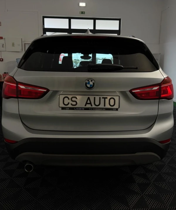 BMW X1 16D Sdrive 4