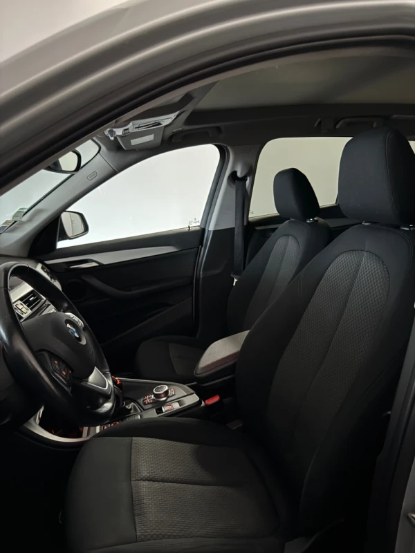 BMW X1 16D Sdrive 7