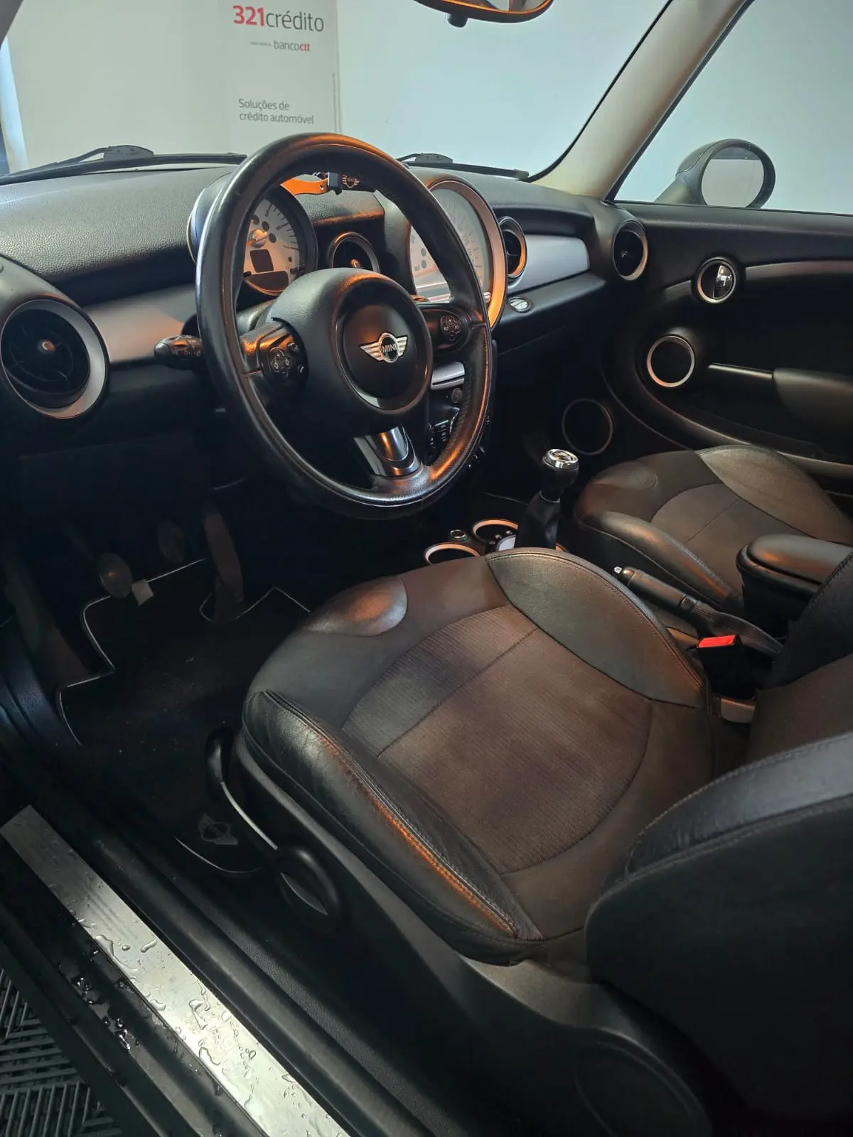 MINI 3 Portas Cooper D 5