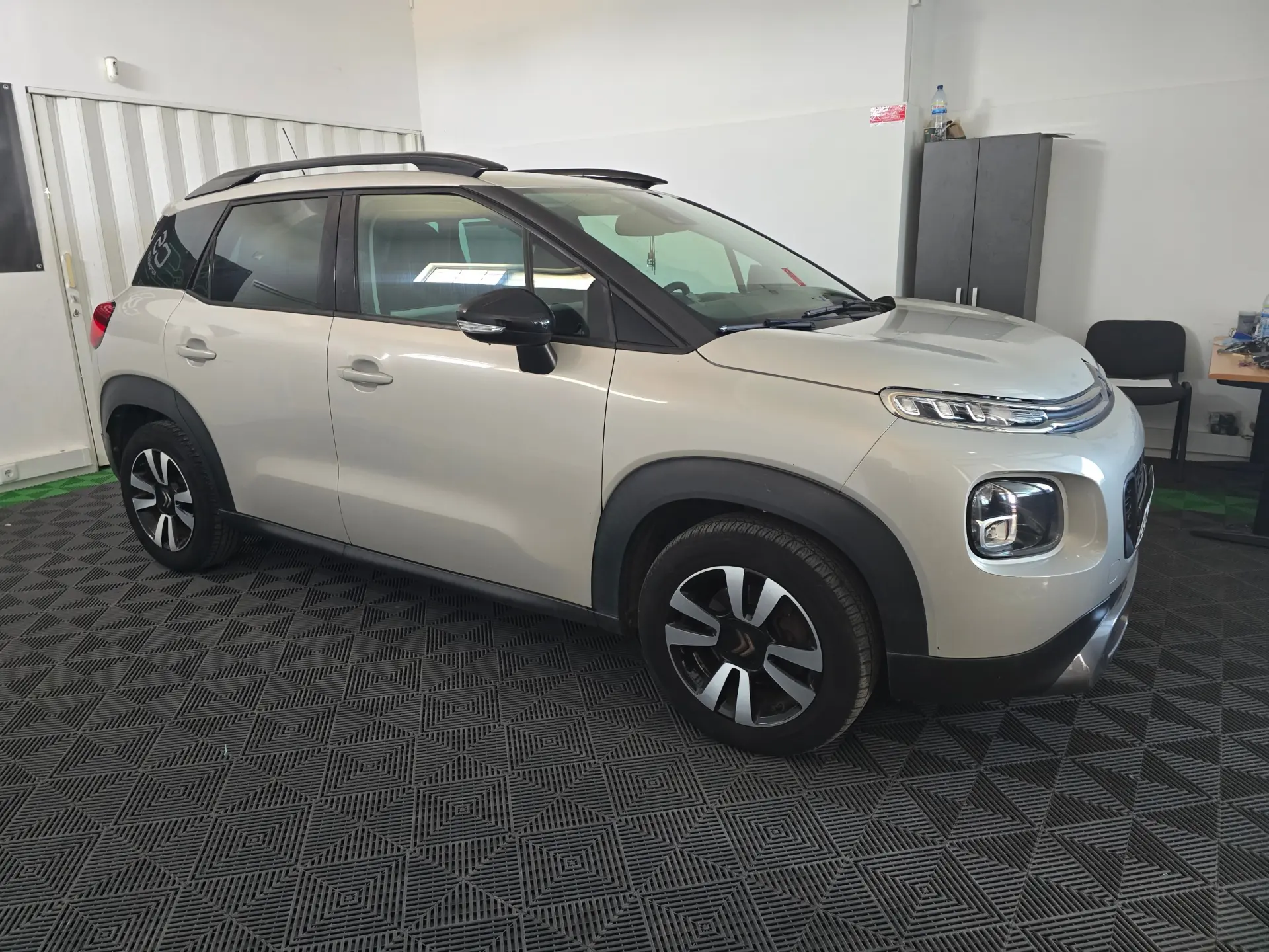 Citroen C3 Aircross 1.2 PureTech Shine Pack 2