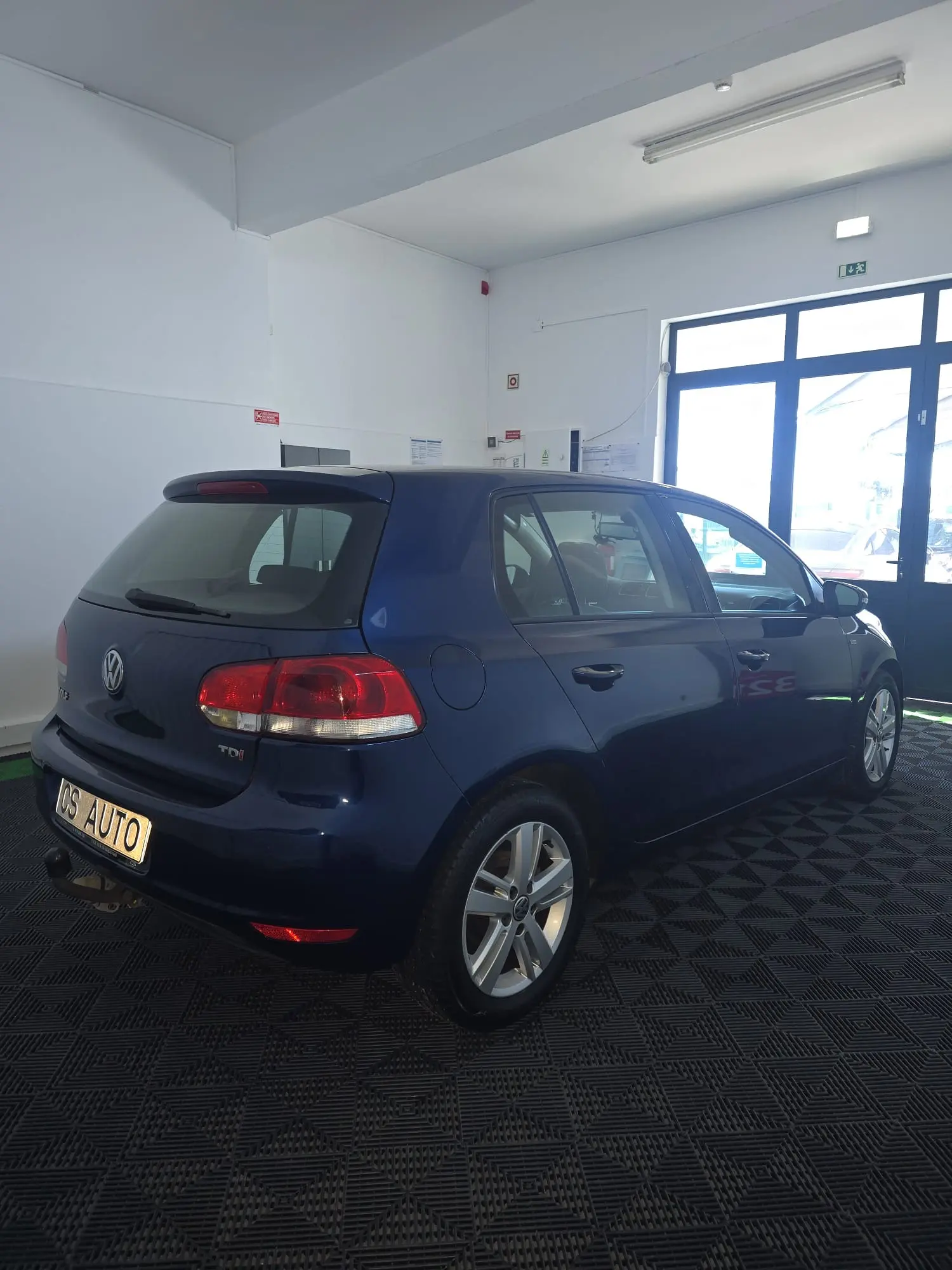 Volkswagen Golf 1.6 TDi Trendline 4