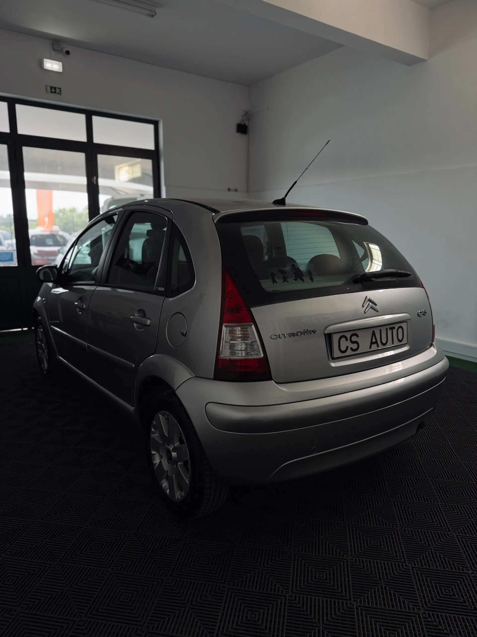 Citroen C3 1.4 HDi Seduction 4